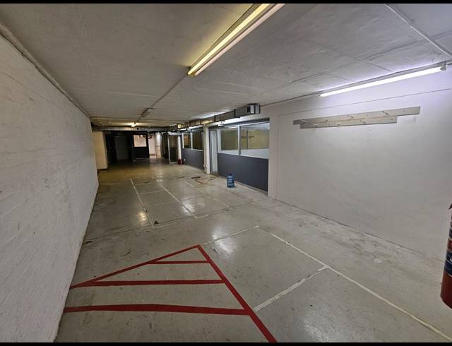 1,510M² WAREHOUSE TO LET IN PAARDEN EILAND
